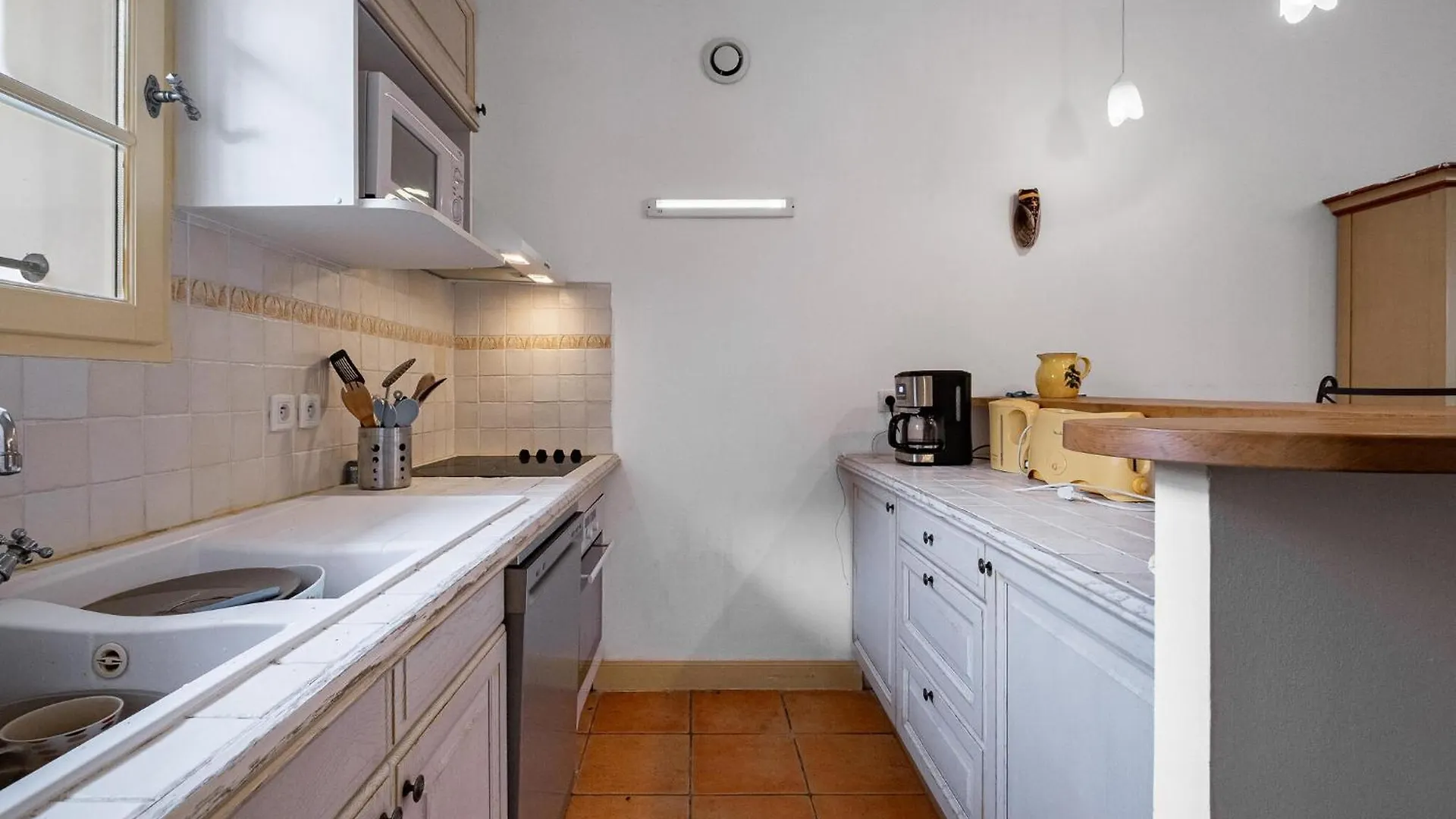 4 Bedroom Gorgeous Home In Fayence 0*,