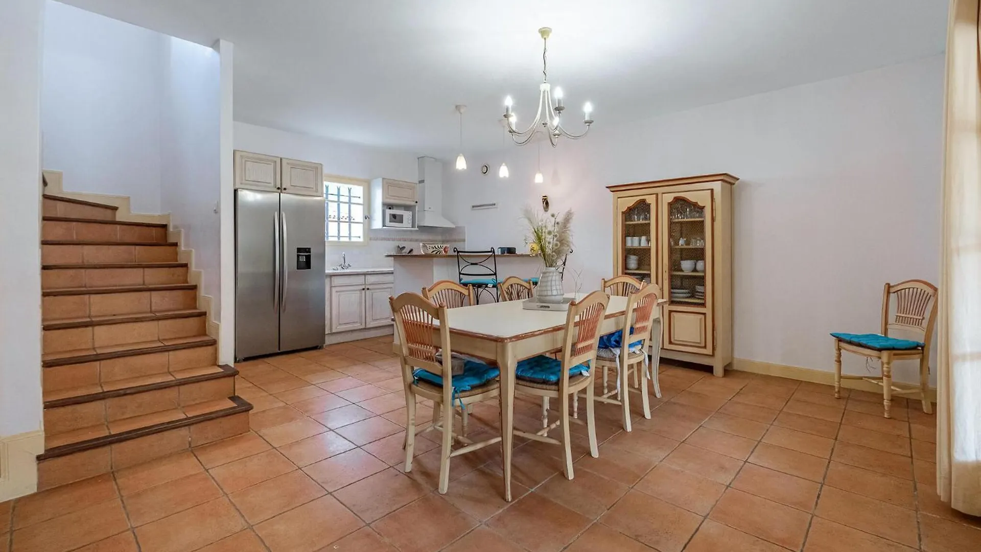 4 Bedroom Gorgeous Home In Fayence 0*,